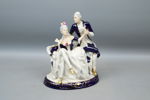 Figurin, porslin, Royal Dux, Tjeckoslovakien.