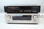 Denon Receiver AVR-1707, och cd-spelare Sony CDP-312, med fjärrkontroller.