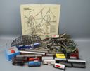 Märklin, räls, vagnar, lok m.m, ett parti.