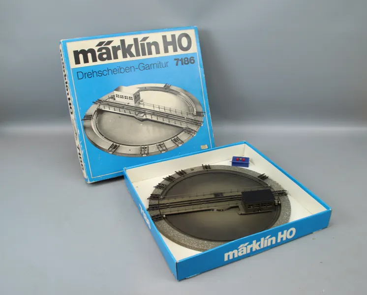 Märklin, vändskiva 7186, H0, med originalkartong.