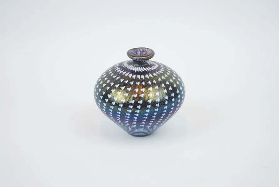 Bertil Vallien, vas, glas, "Minos", Kosta Boda, signerad.