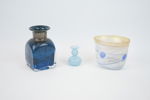 Bertil Vallien, vaser, 3 delar, glas, Kosta Boda, signerade.