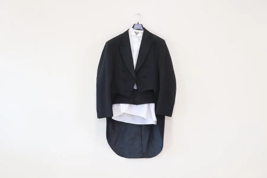Frack, Bosweel samt Adolf Clothing.