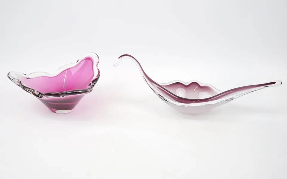 Paul Kedelv, skålar, 2 st, konstglas, ''Coquille'', Flygsfors, signerade.