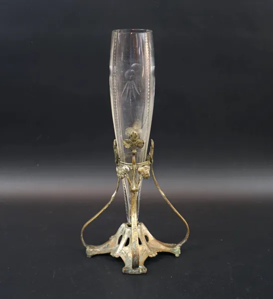 Vas, glas/metall, jugend.