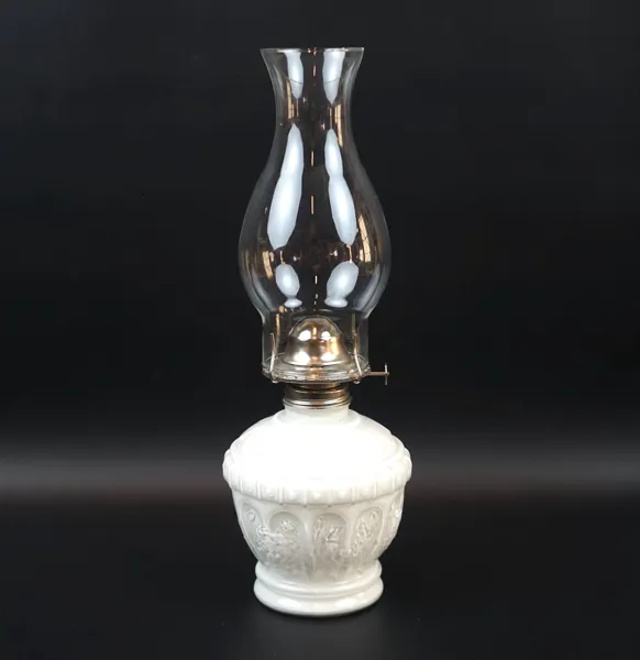 Fotogenbordslampa, glas.