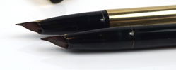 Resevoarpennor, 2 st, Sheaffer, höljen 12K guld, spetsar 14K guld.
