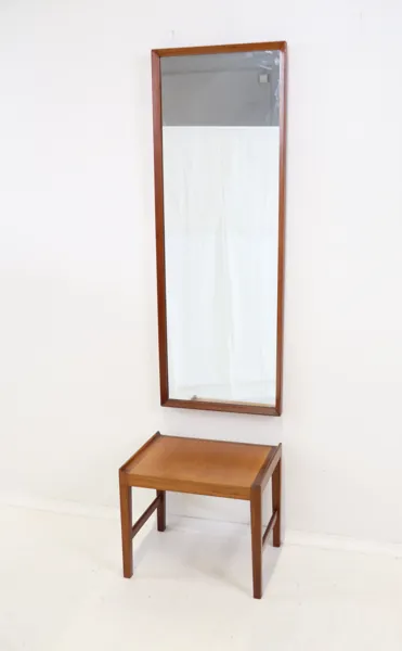 Bord, teak, Skaraborgs Möbelindustri, samt spegel, teakram.