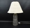 Bordslampa, glas/textil.