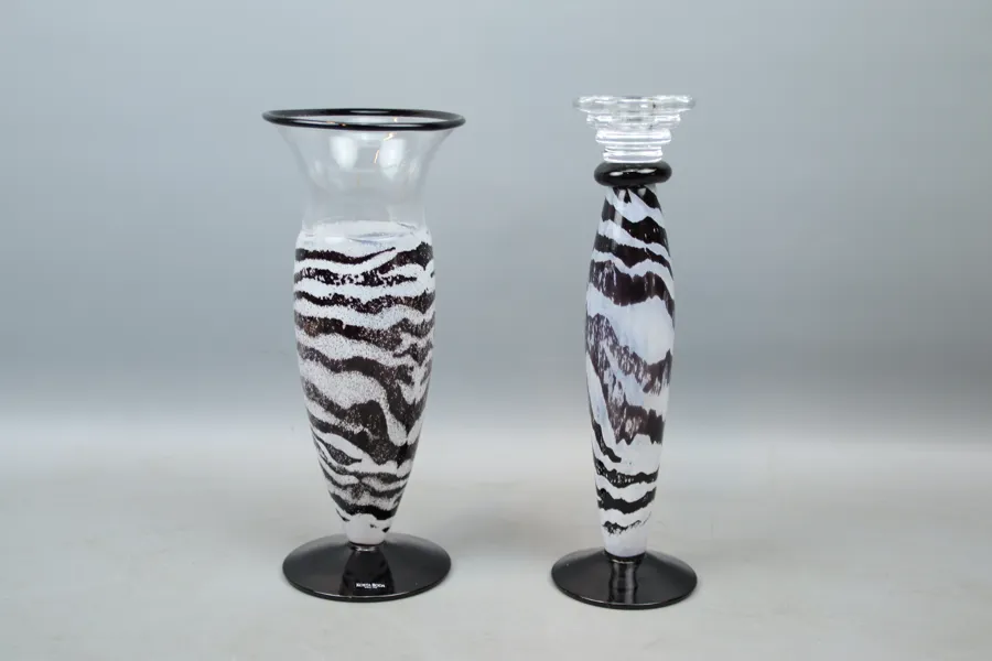 Kjell Engman, "Safari", vas och ljusstake, glas, Kosta Boda.