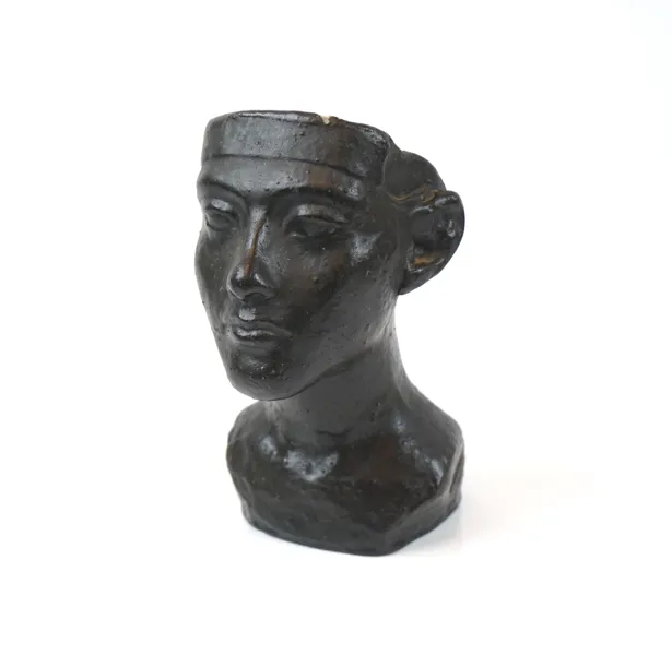 Lauritz Adolph Hjorth, skulptur, stengods, Nefertiti, Danmark.