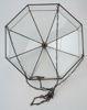 Ljuslykta, metall/glas, Smith´s Konsthantverk, för vägghängning.