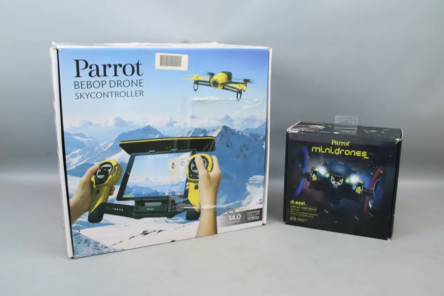 Drönare, 2 st, Bebop Drone och Diesel, Minidrones, Parrot.