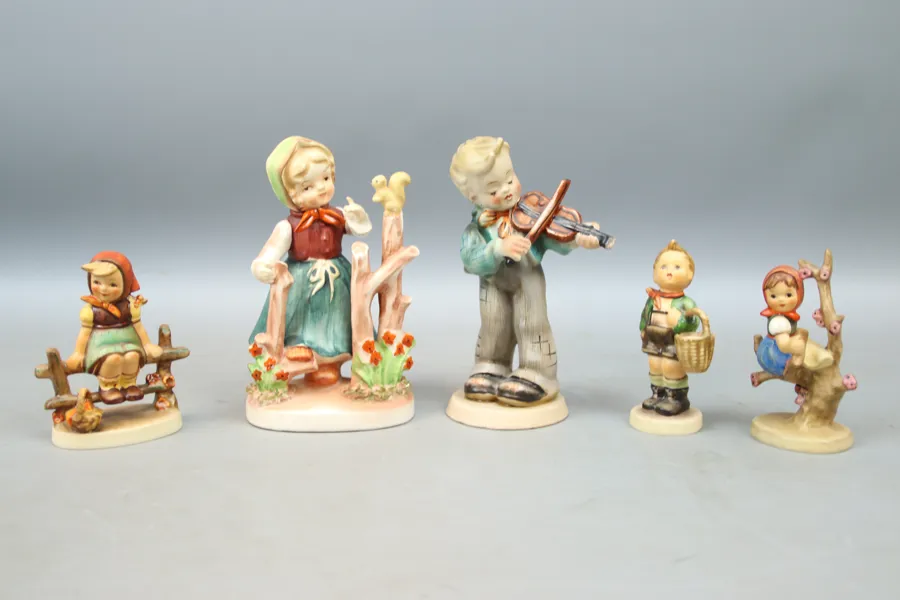 Figuriner, 5 st, porslin, bl.a Goebel.