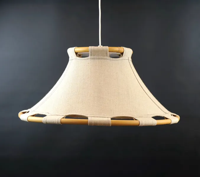 Anna Ehrner, taklampa, textil/bambu, ''Anna'', Ateljé Lyktan, Åhus, 1900-talets andra hälft.