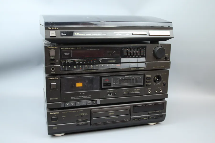 Stereo, Technics, 4 delar.