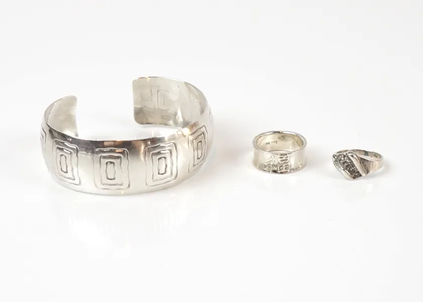 Armring och ringar, 3 delar, silver.