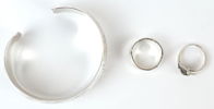 Armring och ringar, 3 delar, silver.