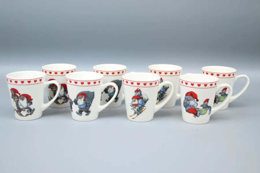 Rolf Lidberg, muggar, 8 st, tomtemotiv, porslin, RBA.