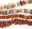 Halsband, 2 st, bl.a bärnsten.
