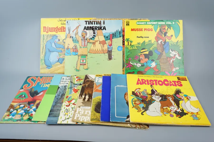 Lp-skivor för barn, 13 st, bl.a Tintin och Emil.