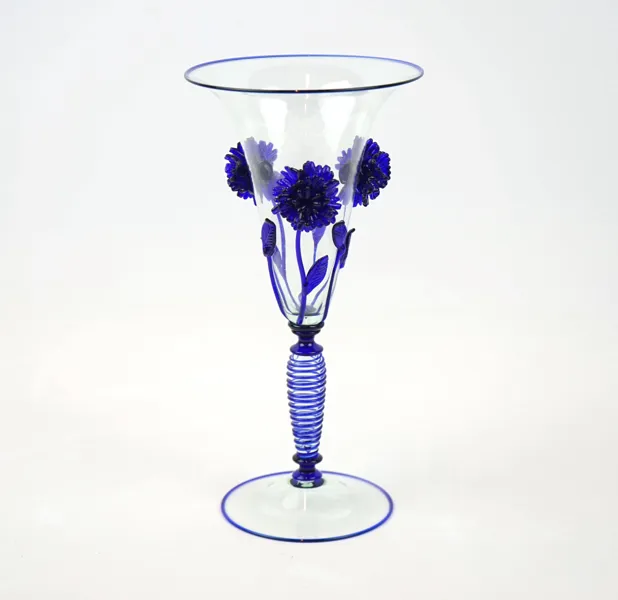 Umberto Belotto, vas, muranoglas, 1927, klarglas med påklippt dekor.