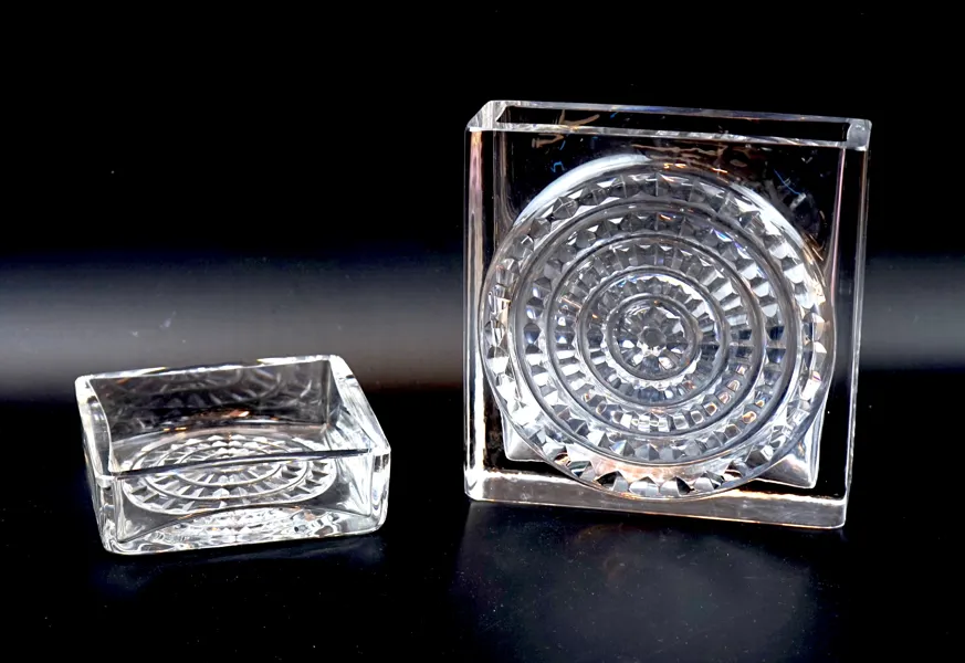 Bengt Edenfalk, skål och vas, glas, ''Spectra 5 och 6'', Skrufs Glasbruk, signerade.
