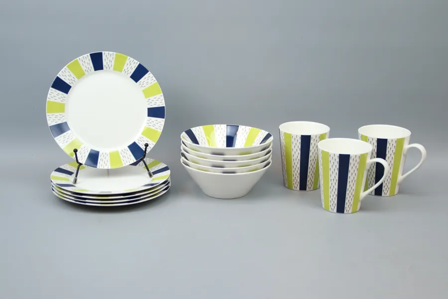 Servisdelar, 13 st, porslin, mönster efter Stig Lindberg, Retro Edition, Coop.