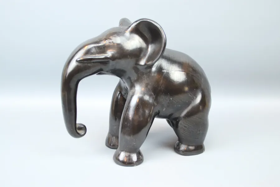 Figurin, elefant, keramik.