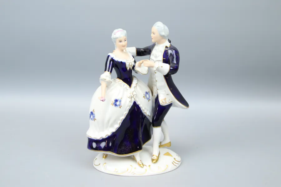 Figurin, porslin, Royal Dux.