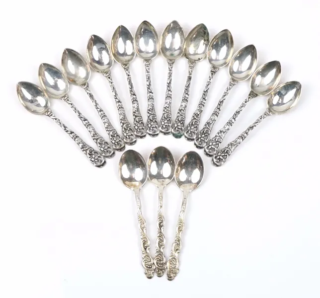 Moccaskedar, 15 delar, silver, två olika modeller.