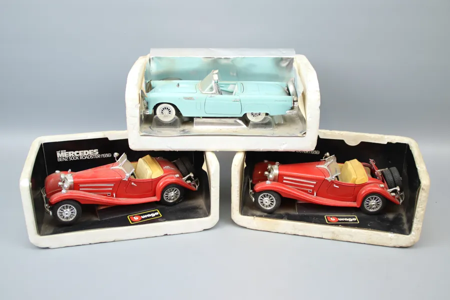 Modellbilar, 3st, metall, Burago, skala 1:20.