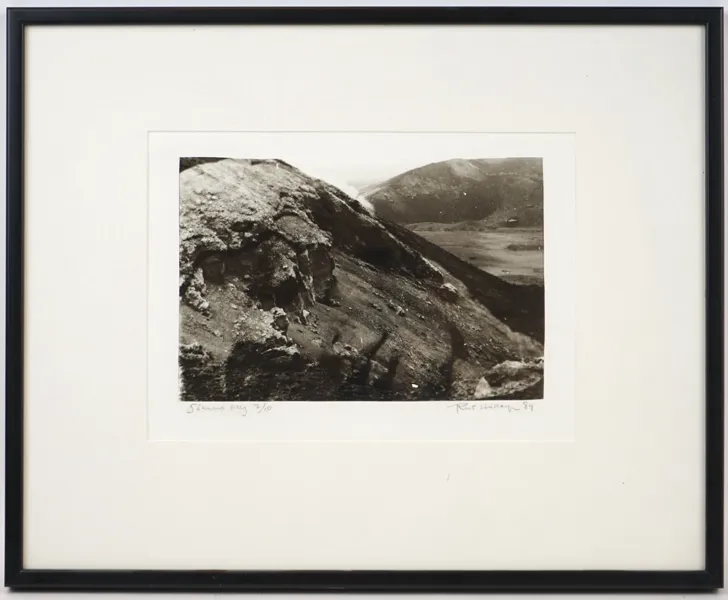 Rut Hillarp, ''Dimmans berg'', silvergelatinfotografi 7/10, signerad, 1984.