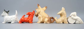 Figuriner, hundar, 5 st, porslin, bl.a Sylvac och Beswick.