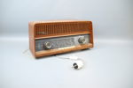 Radio, Luxor.