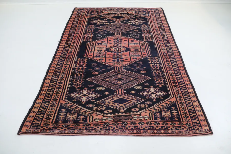 Matta, orientalisk, handknuten, ull.