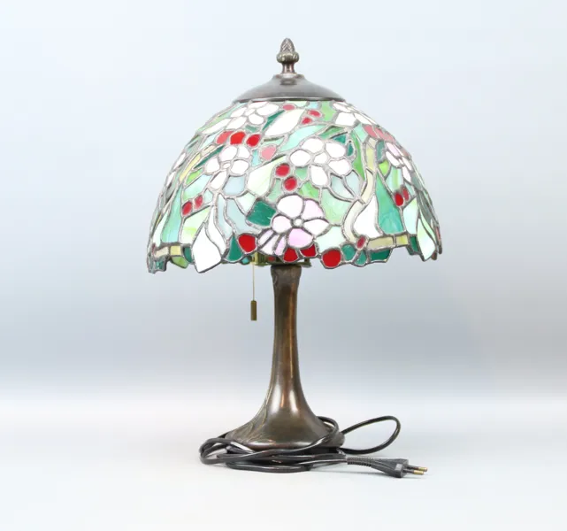 Bordslampa, Tiffany-stil.
