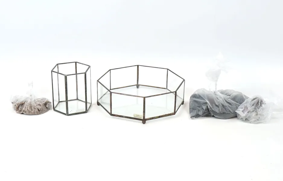 Ljuslyktor, 2 st, glas/metall, Smiths Konsthantverk.