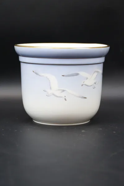 Ytterfoder, porslin, "Måsen", Bing & Gröndahl.