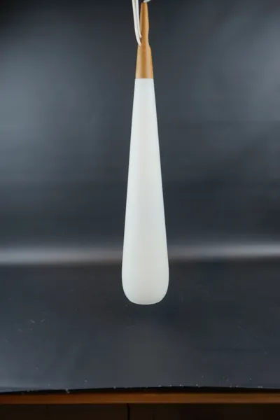 Uno och Östen Kristiansson, taklampa, glas/teak, "Droppe", Vittsjö, Luxus.