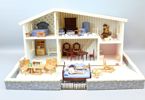 Dockhus med tillbehör, Lundby.