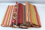 Hängen, allmoge, 4 st, textil.