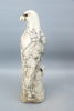 Skulptur, rovfågel, alabaster, 1900-tal.
